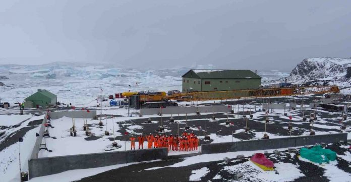 Study: Antarctic Science Hub Takes Shape Amid Complex Construction Season